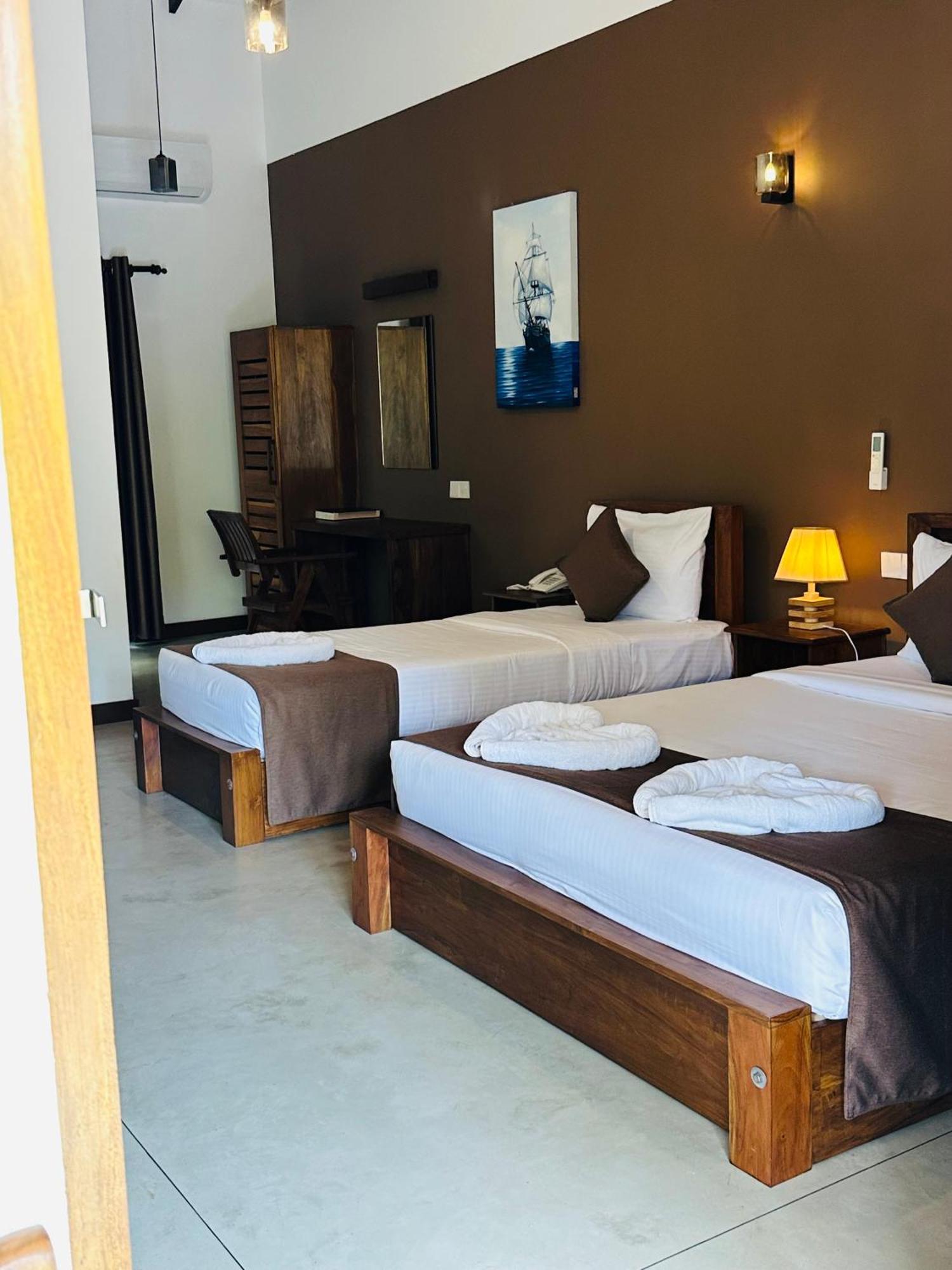 Hotel Heladiv Anuradhapura Εξωτερικό φωτογραφία
