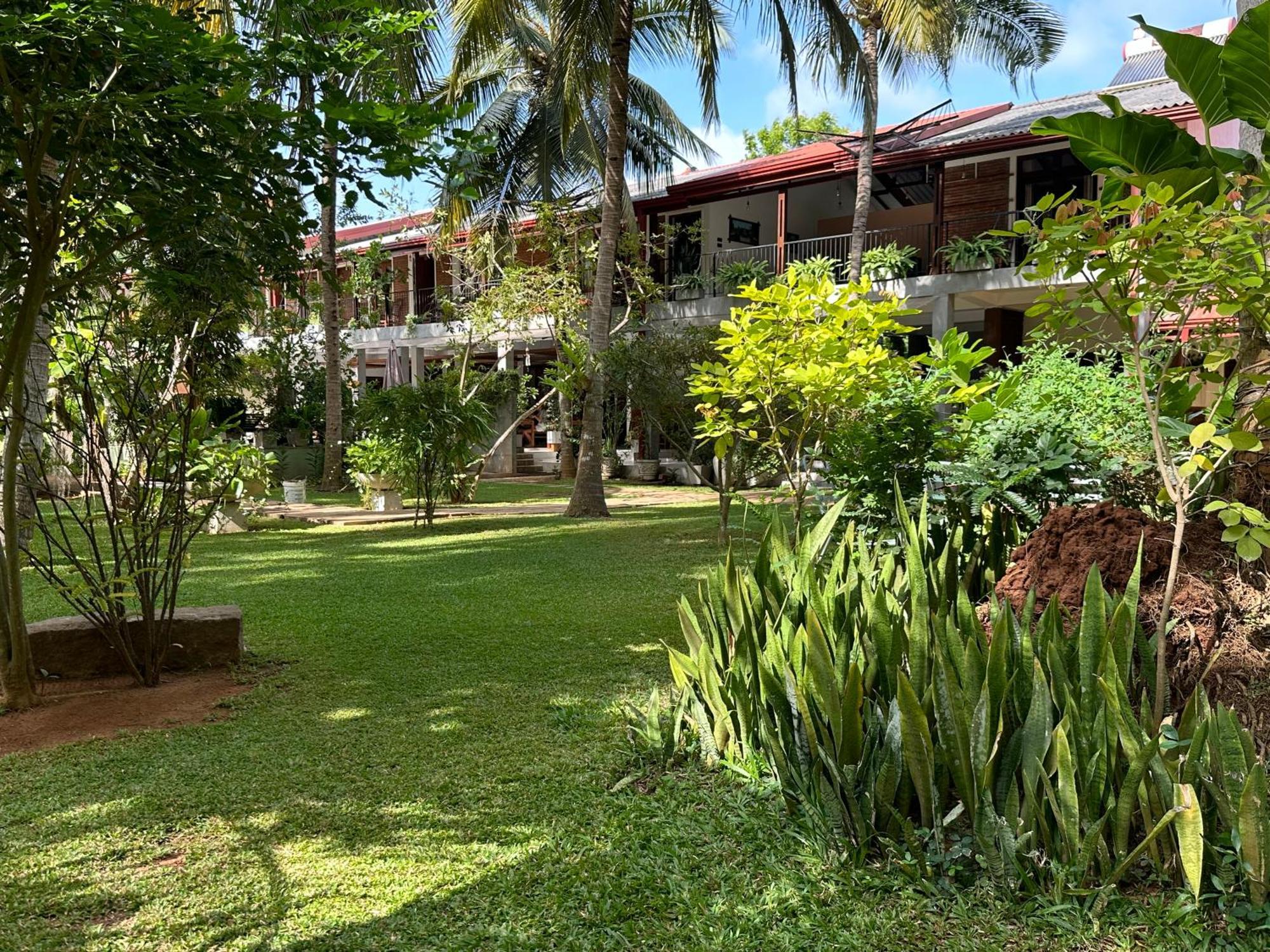 Hotel Heladiv Anuradhapura Εξωτερικό φωτογραφία