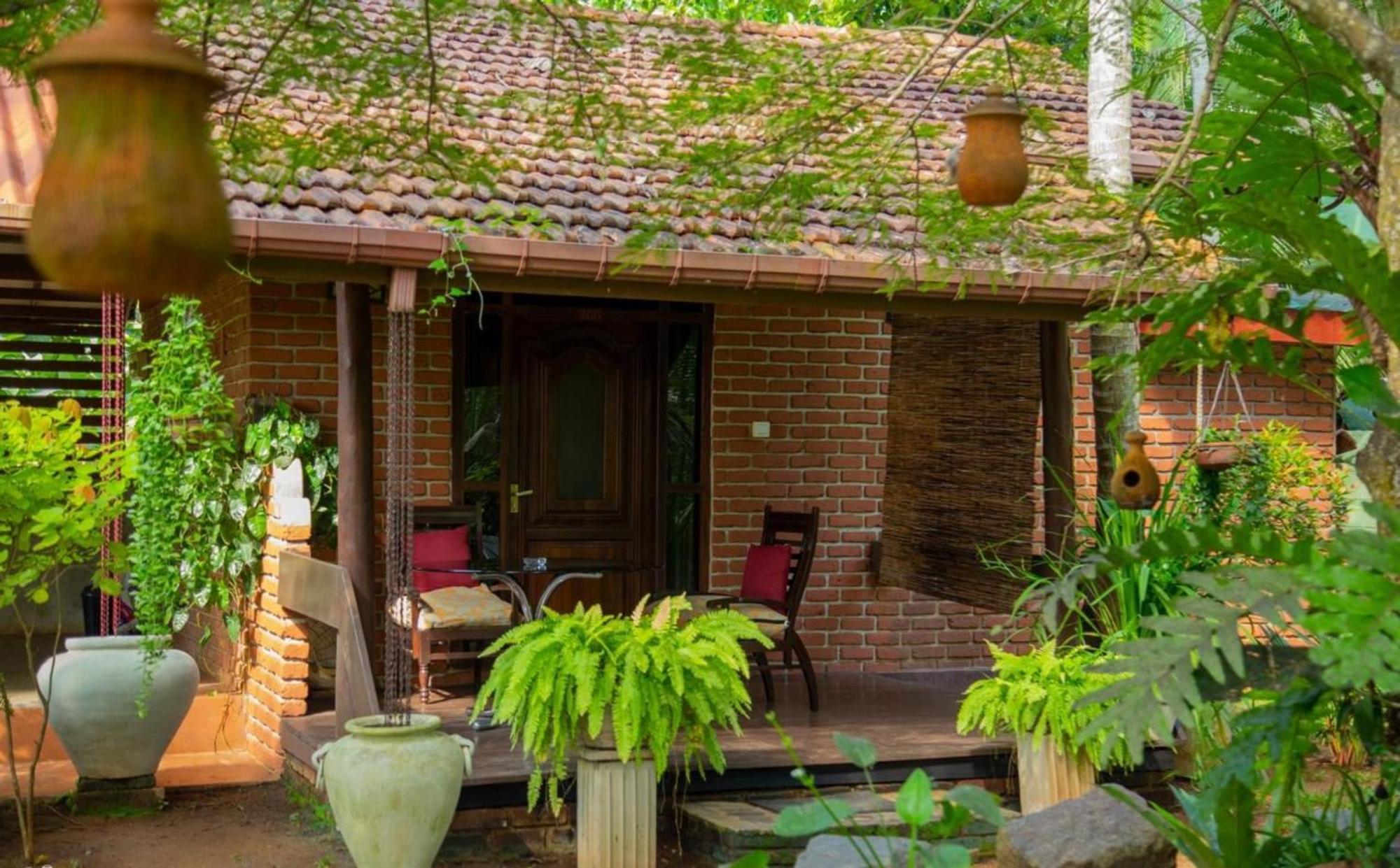Hotel Heladiv Anuradhapura Εξωτερικό φωτογραφία