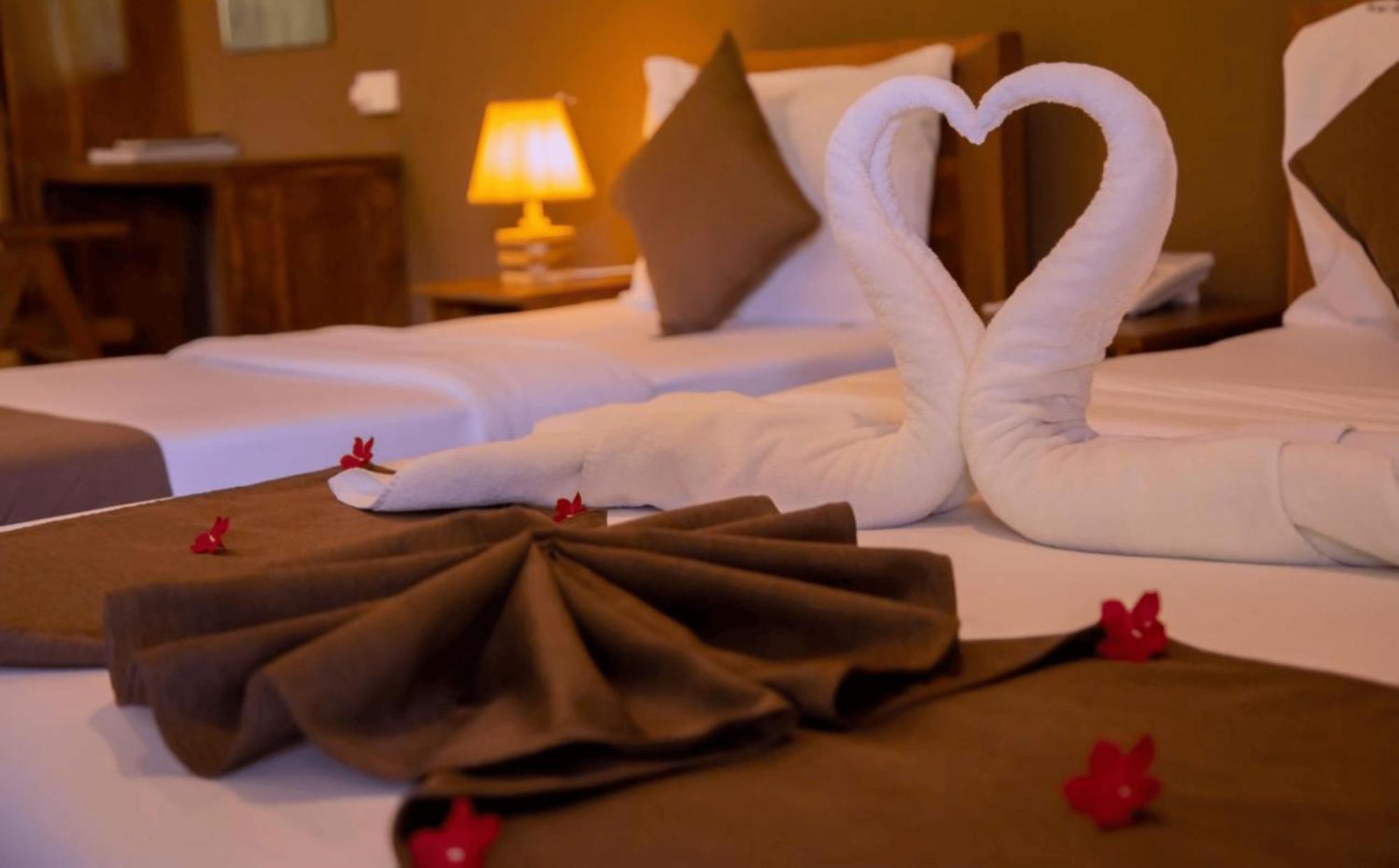 Hotel Heladiv Anuradhapura Εξωτερικό φωτογραφία