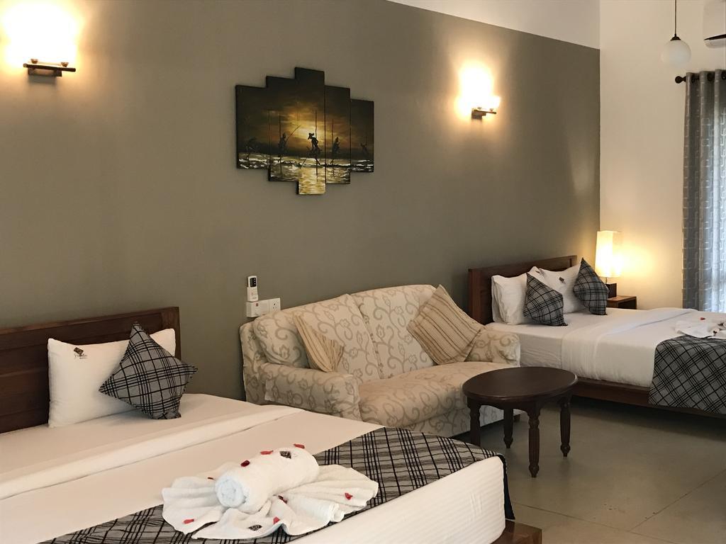 Hotel Heladiv Anuradhapura Εξωτερικό φωτογραφία